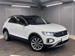 White Used 2022 VW T-Roc Life SUV | £18,795 (Fair price)