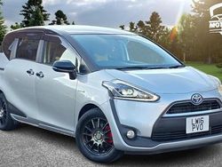 Silver Used 2016 Toyota Sienta | £10,999