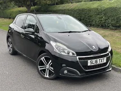 Black Used 2016 Peugeot 208 GT-line Hatchback | £5,490 (Fair price)