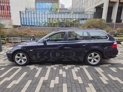 Blue Used 2006 BMW 520 Estate | £2,550 (Good price)