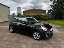 Black Used 2015 Mini Cooper Hatch Hatchback | £4,995 (Good price)