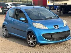 Blue Used 2006 Peugeot 107 Hatchback | £785 (Good price)