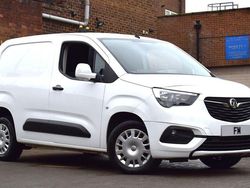 White Used 2021 Vauxhall Combo Sportive Van | £9,450 (Good price)