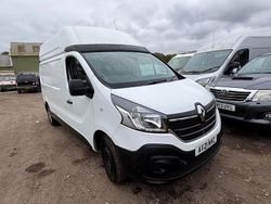 White Used 2021 Renault Trafic Business Van | £6,228 (Super price)
