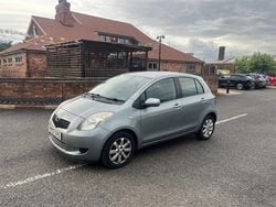 Silver Used 2007 Toyota Yaris Hatchback | £2,990 (Fair price)