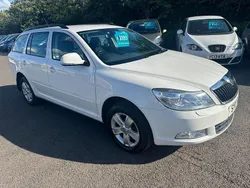 White Used 2011 Skoda Octavia Estate | £3,995 (Fair price)