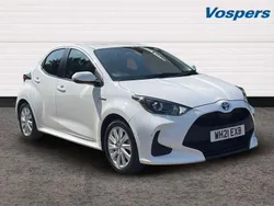 White Used 2021 Toyota Yaris Hybrid Hatchback | £14,750 (Good price)