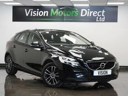 Black Used 2017 Volvo V40 Momentum Estate | £4,475 (Fair price)