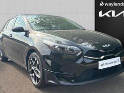 Black Used 2025 Kia Ceed 3 Hatchback | £19,495 (Fair price)
