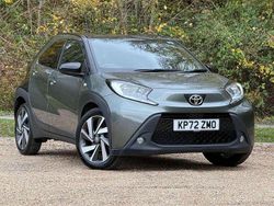 Cardamom green bitone Used 2022 Toyota Aygo X SUV | £13,700