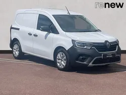 Solid mineral white New 2025 Renault Kangoo MPV | £16,990 (Good price)