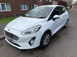 White Used 2019 Ford Fiesta Zetec Hatchback | £6,995 (Fair price)