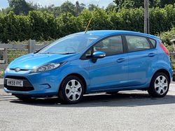 Blue Used 2010 Ford Fiesta Hatchback | £1,795 (Expensive)