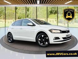 White Used 2018 VW Polo SE Hatchback | £10,475 (Fair price)
