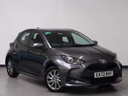 Grey Used 2022 Toyota Yaris Hybrid Hatchback | £14,998 (Fair price)