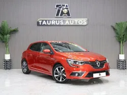 Red Used 2017 Renault Mégane IV Dynamique Hatchback | £6,995 (Fair price)