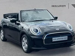 Black Used 2022 Mini Cooper Classic Hatchback | £20,495 (Expensive)