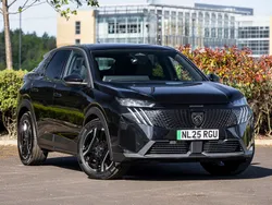 Black New 2025 Peugeot e-3008 Allure SUV | £35,998