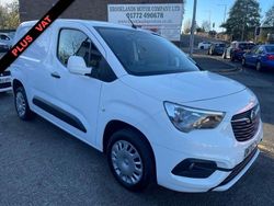White Used 2021 Vauxhall Combo Sportive Van | £7,995 (Good price)