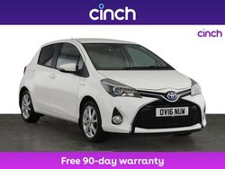 White Used 2016 Toyota Yaris Hybrid Hatchback | £11,499 (Fair price)