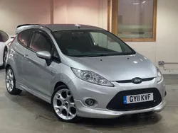 Silver Used 2011 Ford Fiesta Zetec Hatchback | £3,000 (Good price)