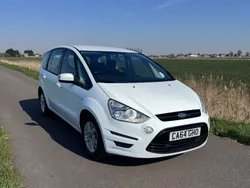 White Used 2015 Ford S-MAX Zetec MPV | £5,895 (Good price)