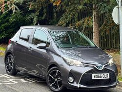 Grey Used 2016 Toyota Yaris Hybrid Design Hatchback | £9,995 (Fair price)