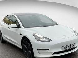 White Used 2022 Tesla Model 3 Long Range AWD Sedan | £18,990 (Fair price)