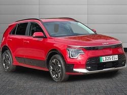 Runway red Used 2025 Kia e-Niro 2 SUV | £28,150 (Expensive)