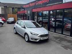 Silver Used 2016 Ford Focus Zetec Hatchback | £6,695 (Good price)
