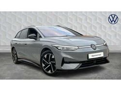 Moonstone grey Used 2025 VW ID.7 Pro Sedan | £36,800 (Super price)