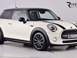 Pepper white Used 2018 Mini Cooper Hatch Hatchback | £11,595 (Good price)