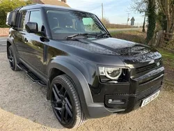 Black Used 2020 Land Rover Defender SE SUV | £49,995 (Expensive)