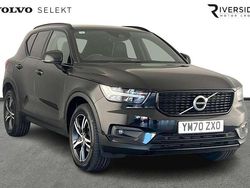 Onyx black Used 2021 Volvo XC40 R-Design SUV | £19,850 (Fair price)