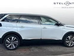 White Used 2018 Peugeot 5008 Premium MPV | £18,166 (Fair price)