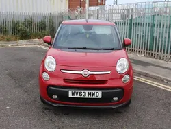 Red Used 2013 Fiat 500L Lounge MPV | £3,495 (Fair price)