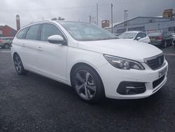 White Used 2019 Peugeot 308 Allure Estate | £6,995 (Good price)