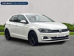 White Used 2018 VW Polo SE Hatchback | £9,547 (Fair price)