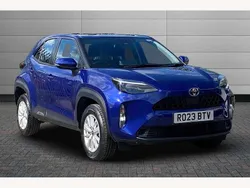 Blue Used 2023 Toyota Yaris Cross SUV | £19,650 (Fair price)