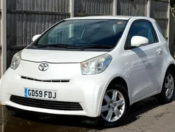 White Used 2010 Toyota iQ Hatchback | £1,791 (Fair price)