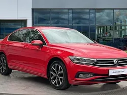 Red Used 2022 VW Passat SEL Sedan | £17,966 (Fair price)