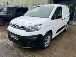 White Used 2022 Citroën Berlingo MPV | £9,300 (Fair price)
