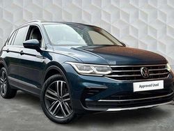 Blue Used 2023 VW Tiguan Elegance SUV | £26,350 (Fair price)