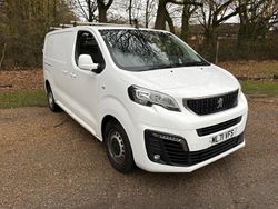 White Used 2021 Peugeot Expert Van | £6,490 (Good price)