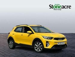 Yellow Used 2022 Kia Stonic 2 SUV | £11,495 (Fair price)
