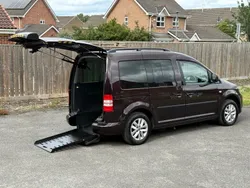 Purple Used 2014 VW Caddy Maxi Life Life MPV | £10,895 (Good price)