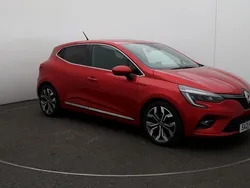 Used 2021 Renault Clio V Version S | £10,800 (Fair price)