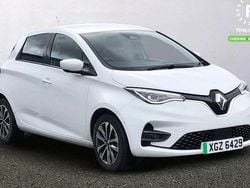 White Used 2022 Renault Rapid GT-Line Hatchback | £12,399 (Fair price)