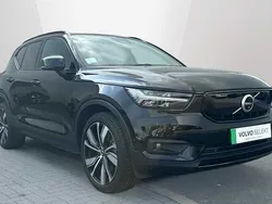 Used 2022 Volvo XC40 Pro SUV | £28,390 (Fair price)