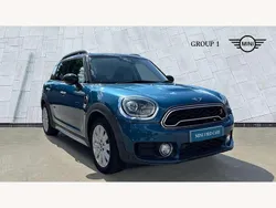 Blue Used 2017 Mini Cooper S Countryman Chili SUV | £17,995 (Fair price)